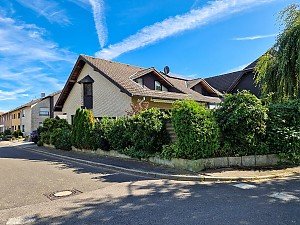 D�ren Lendersdorf, Doppelhaush�lfte mit Keller, Garten und Garage in ruhiger Lage am Feldrand
