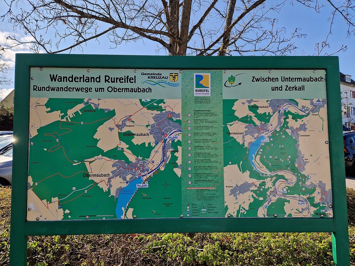 Karte mit Rundwanderwegen um Obermaubach Karte mit Rundwanderwegen um Obermaubach