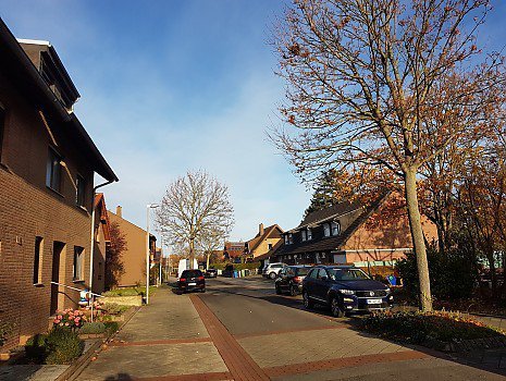 D�ren Hoven, Sattlerstra�e