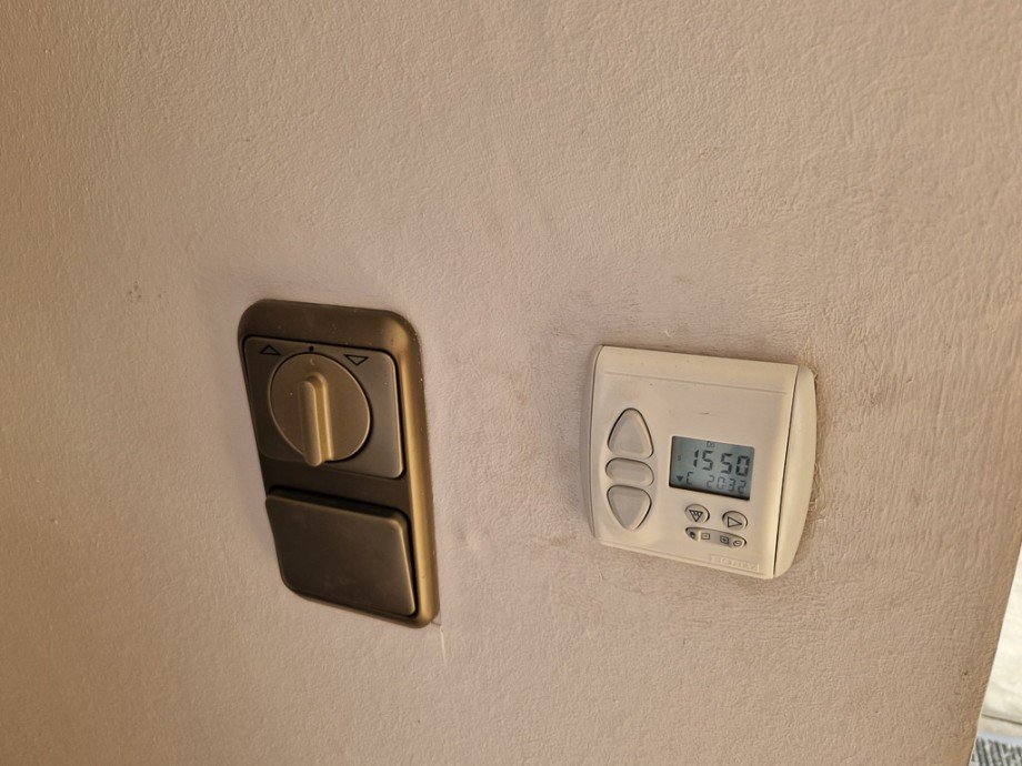 elektrisch gesteuert Doppelhaush�lfte D�ren