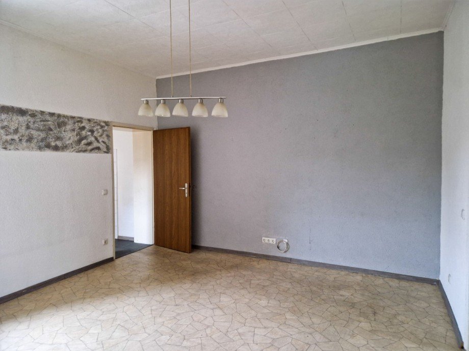 Wohnzimmer 18,8 m� Mehrfamilienhaus D�ren