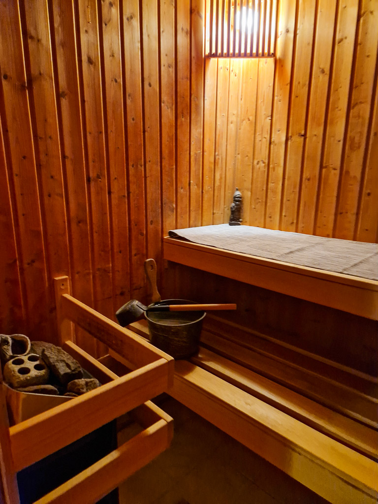 aus Massivholz Doppelhaush�lfte D�ren