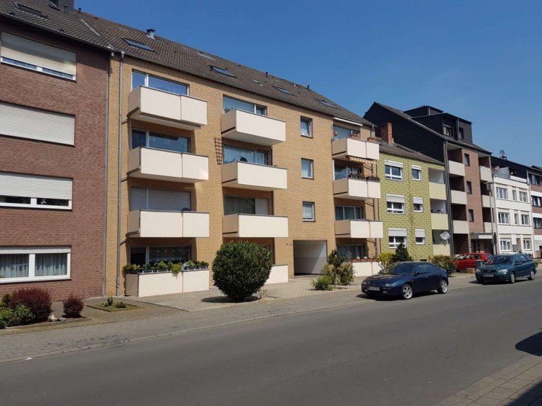 verkauft - Eigentumswohnung in D�ren D�ren Etagenwohnung ruhige 3-4 Zimmer 90m� Eigentumswohnung, 3.OG mit Aufzug, Garage und 2 Balkonen
