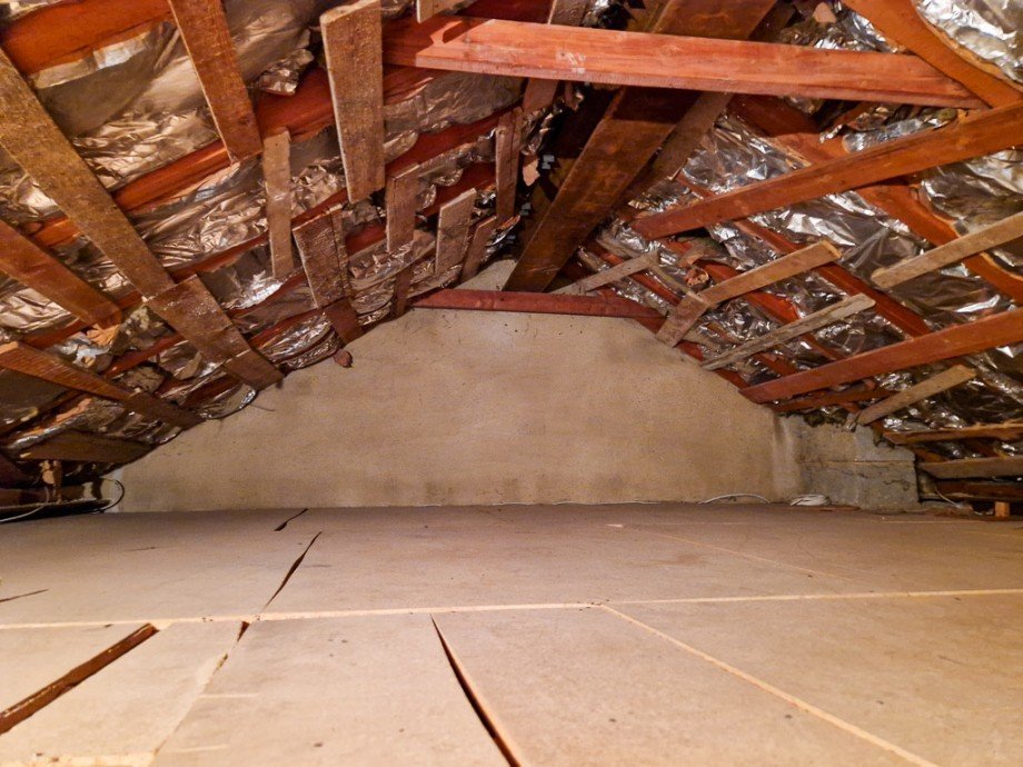 44 m� Speicher Doppelhaush�lfte D�ren