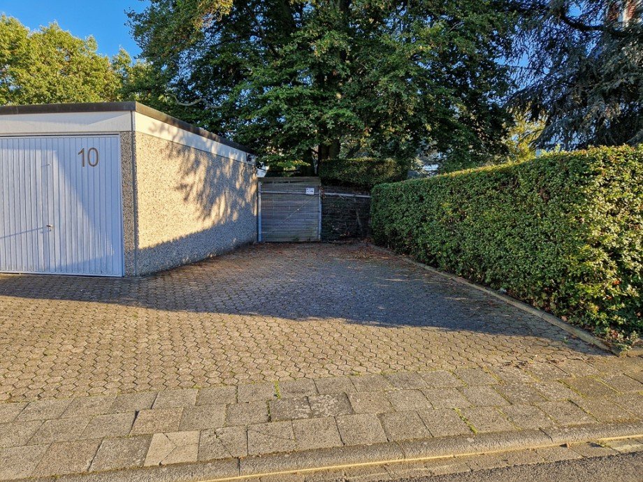 plus gro�er Stellplatz Einfamilienhaus D�ren