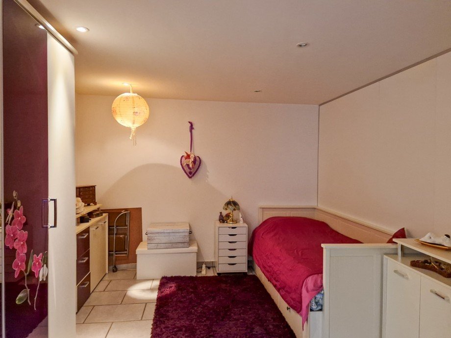 mit 13,6 m� Mehrfamilienhaus N�rvenich