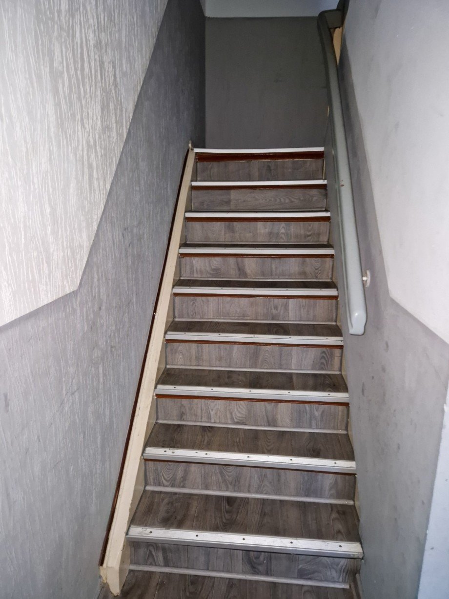 Treppe Mehrfamilienhaus D�ren