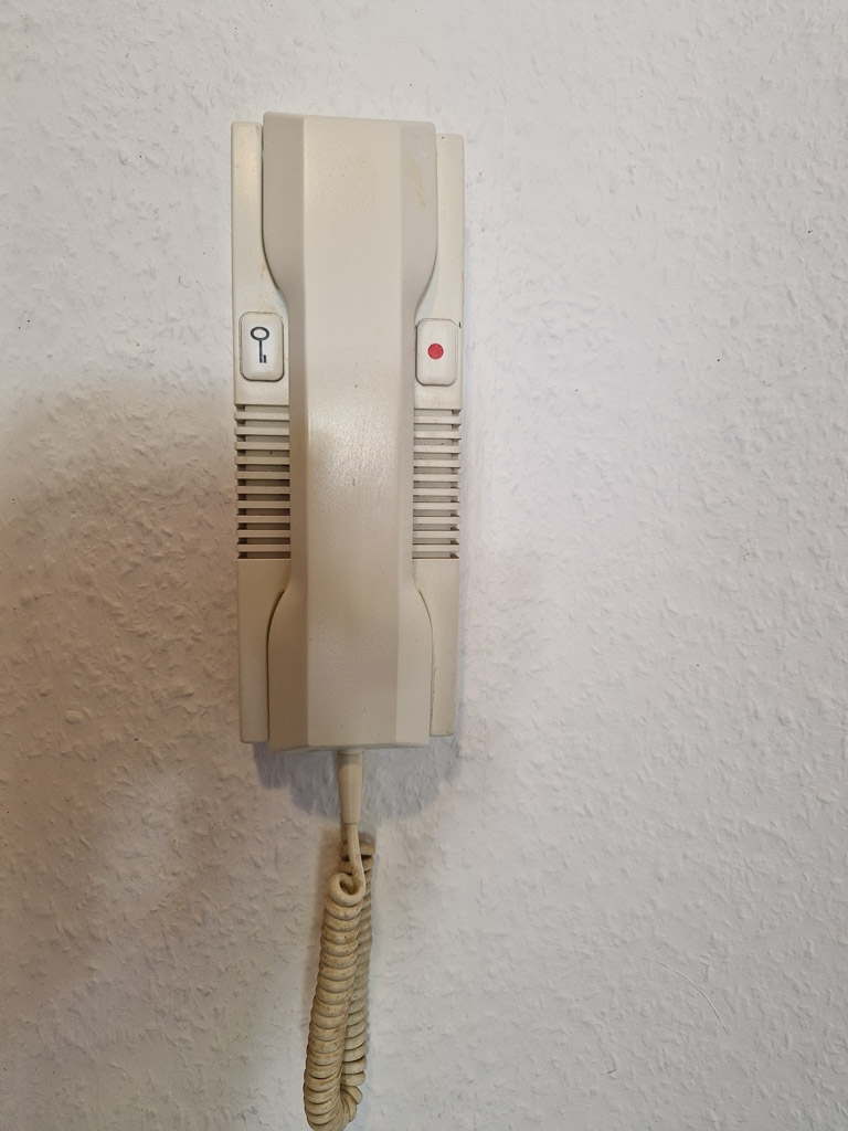 T�r�ffner mit Sprechanlage Etagenwohnung Langerwehe