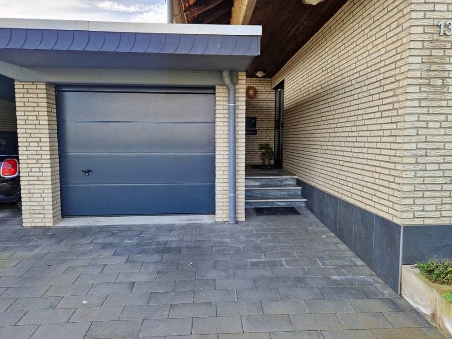 und Garage Doppelhaush�lfte D�ren