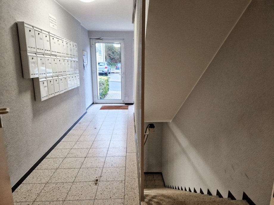 Treppe zum Souterrain Etagenwohnung Langerwehe
