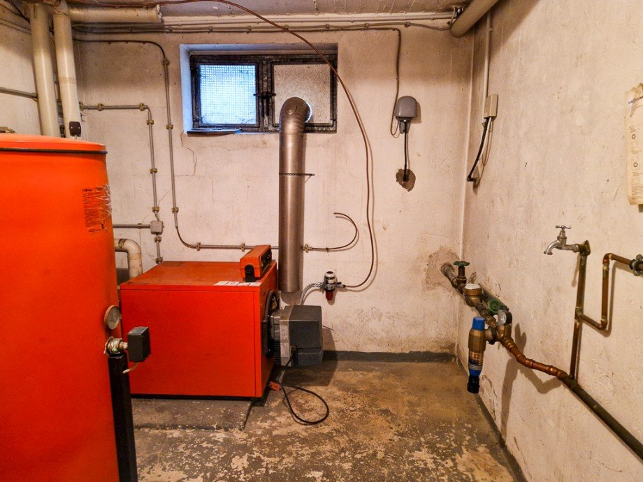 Heizungsraum Doppelhaush�lfte D�ren