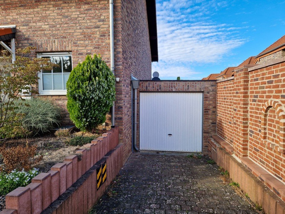 mit Garage Reihenendhaus Kreuzau