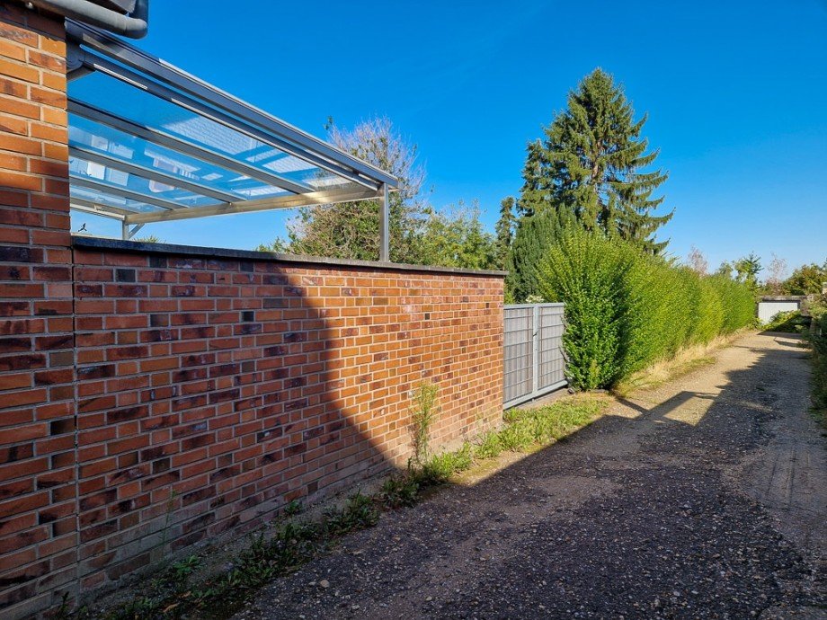 Einfahrt zum Garten Reiheneckhaus D�ren