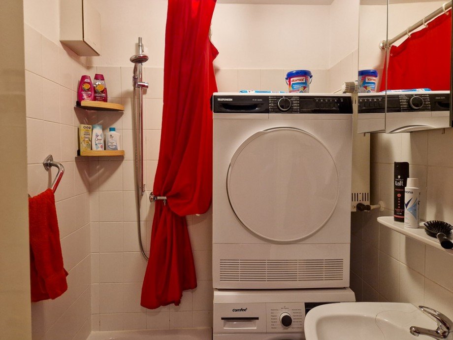 Platz f�r Waschmaschine Etagenwohnung Langerwehe
