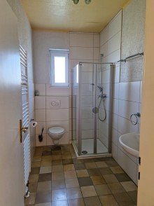 2013 modernisierten Bad mit Kreuzau Obermaubach, ruhige Lage, freistehendes Einfamilienhaus mit gro�em Garten, Keller und Garage