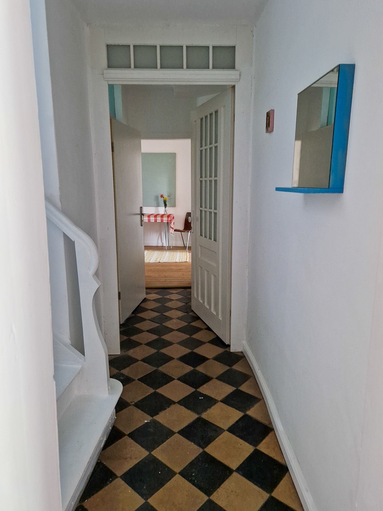 zur Wohnung im EG Reihenmittelhaus Langerwehe