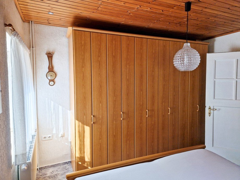 �ber 3,5 Meter f�r Kleiderschrank Reiheneckhaus D�ren