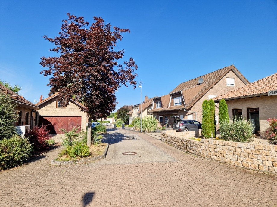 in ruhiger Lage von N�rvenich Mehrfamilienhaus N�rvenich