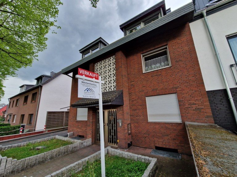 verkauft - Mehrfamilienhaus in H�rth Efferen H�rth Mehrfamilienhaus verkauft - Anlageobjekt, MFH mit freier Wohnung im EG plus ausgebautem Keller, Garten und Garage