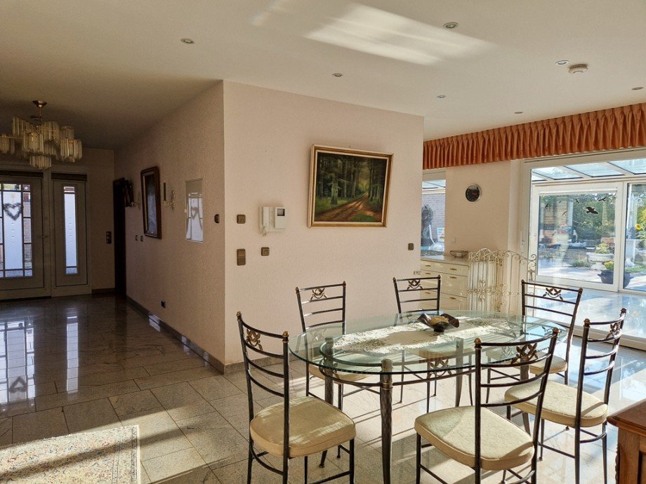 54,1 m� Essen und K�che Mehrfamilienhaus N�rvenich