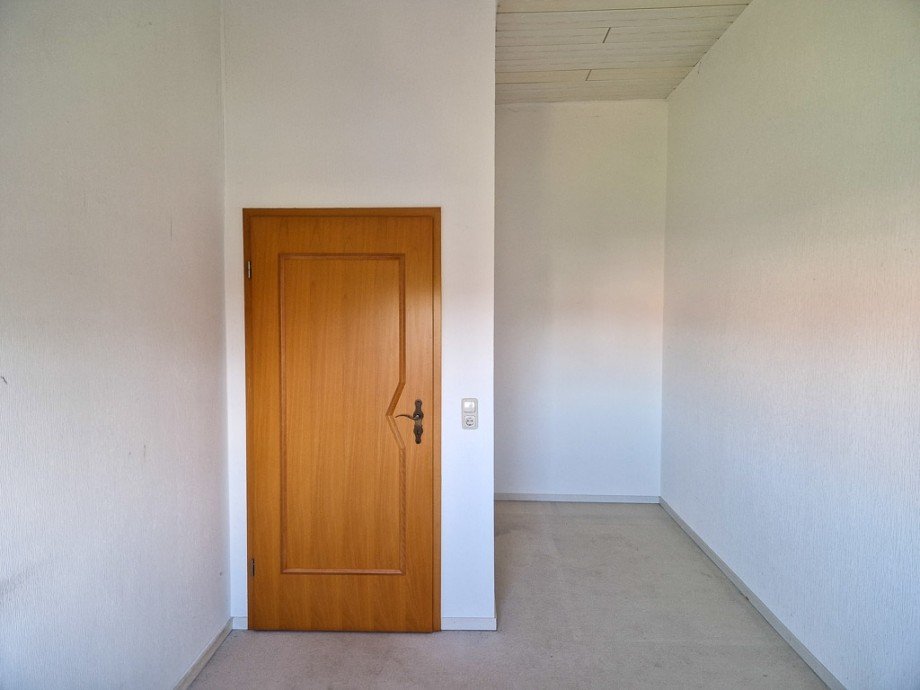 11,9 m� gro� mit Reihenendhaus Kreuzau
