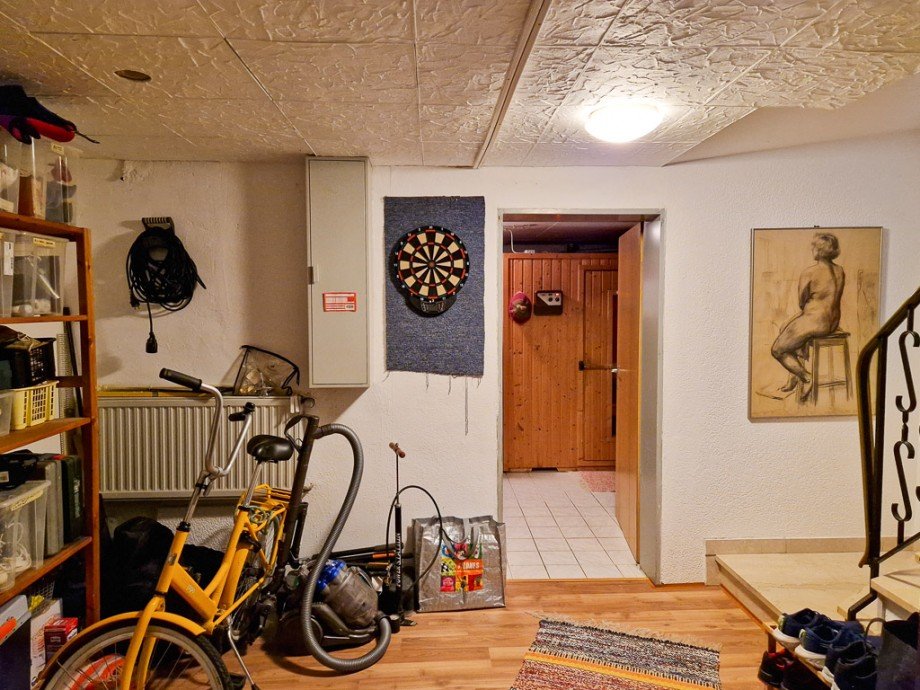 Flur zu Doppelhaush�lfte D�ren