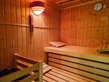 inklusive Sauna Bungalow mit Doppelgarage, Keller und pflegeleichtem Garten in ruhiger Lage von Linnich Welz