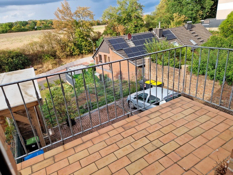 Balkon 5,3 m� Mehrfamilienhaus N�rvenich