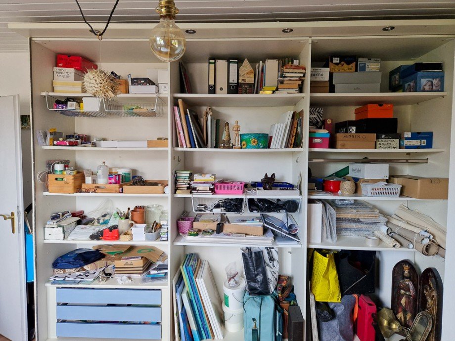 gro�er Schrank Doppelhaush�lfte D�ren