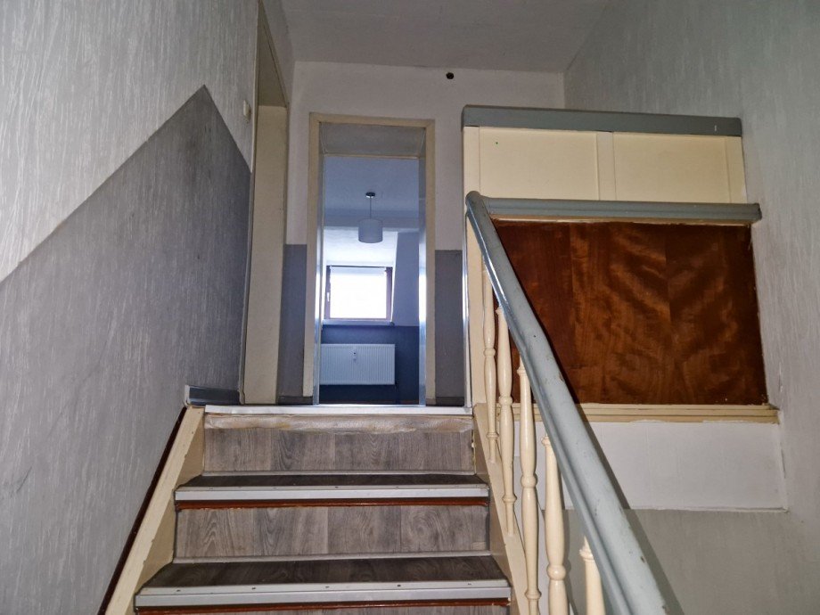 zum ausgebauten Dachgeschoss Zweifamilienhaus D�ren