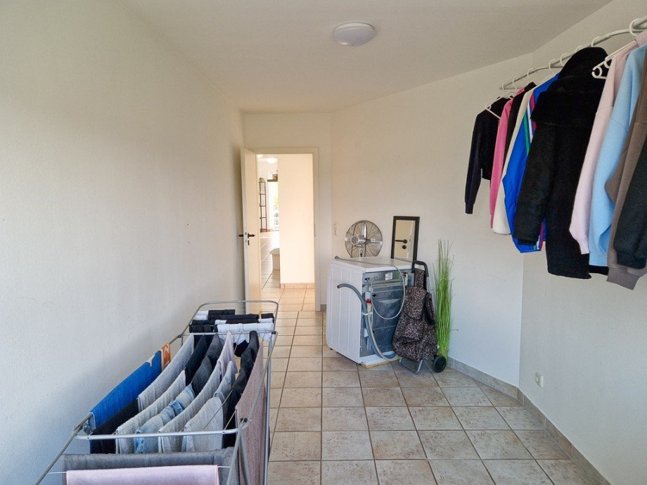 11,8 m� Mehrfamilienhaus N�rvenich