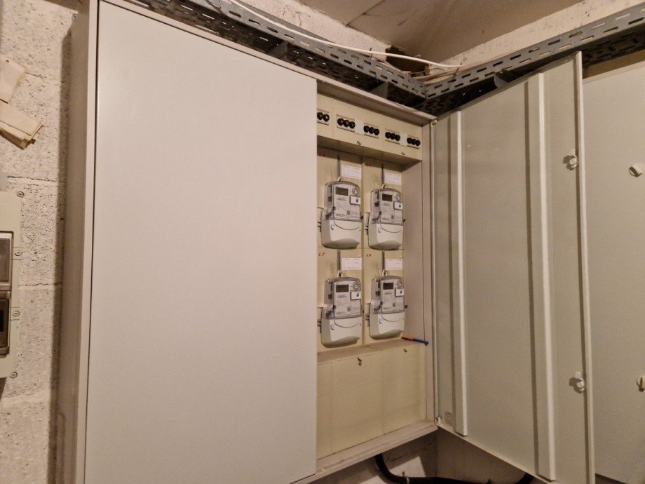 und Stromz�hler (Foto aus baugleichem Geb�ude) Erdgeschosswohnung Langerwehe
