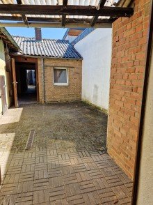 Innenhof / Terrasse 25,7 m� freies Wohnhaus mit 4 Zimmern, Anbauten, Hof und Garten in Niederzier Hambach