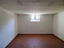 Keller zur Einfahrt Kreuzau Obermaubach, ruhige Lage, freistehendes Einfamilienhaus mit gro�em Garten, Keller und Garage