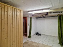 19,5 m� Grundfl�che Bungalow mit Doppelgarage, Keller und pflegeleichtem Garten in ruhiger Lage von Linnich Welz