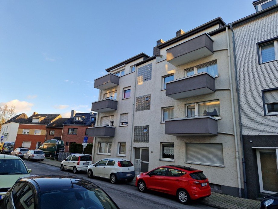 im Zentrum von D�ren Etagenwohnung D�ren