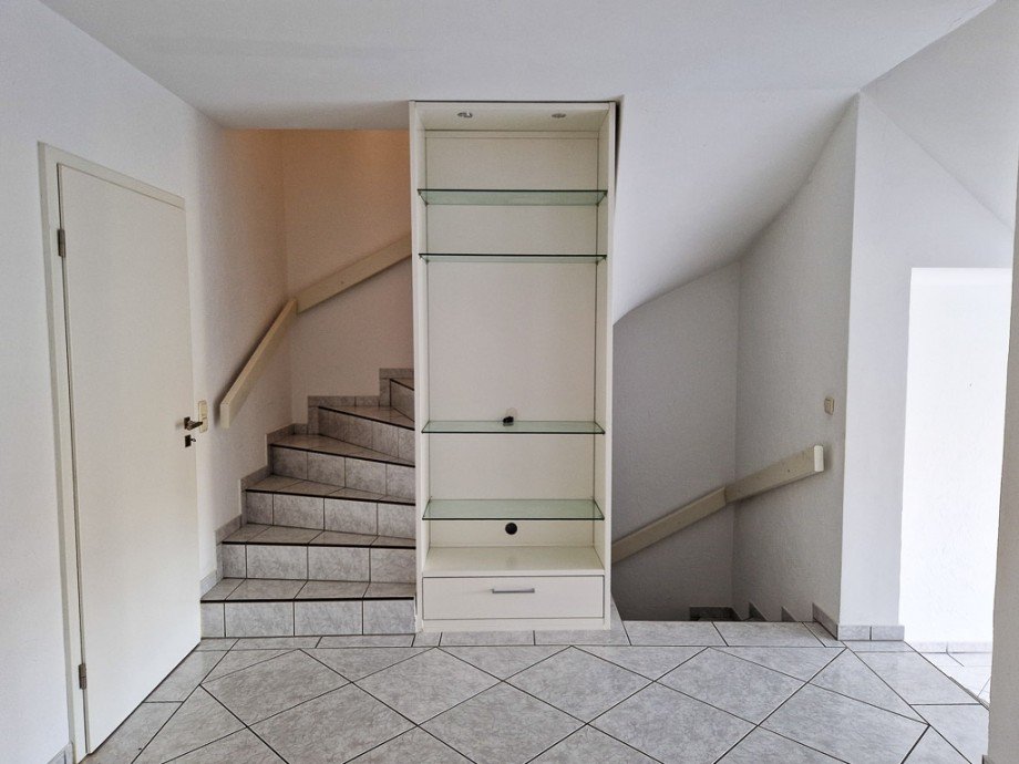 offene Treppe Reihenendhaus Kreuzau