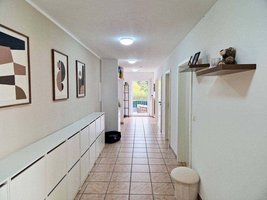 20,7 m� Mehrfamilienhaus N�rvenich