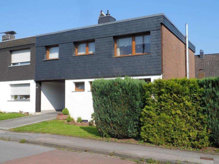 verkauft - Einfamilienreiheneckhaus in Stolberg Stolberg Reiheneckhaus verkauft - Gro�es modernisiertes Einfamilienreiheneckhaus mit Garten und Garage am Donnerberg
