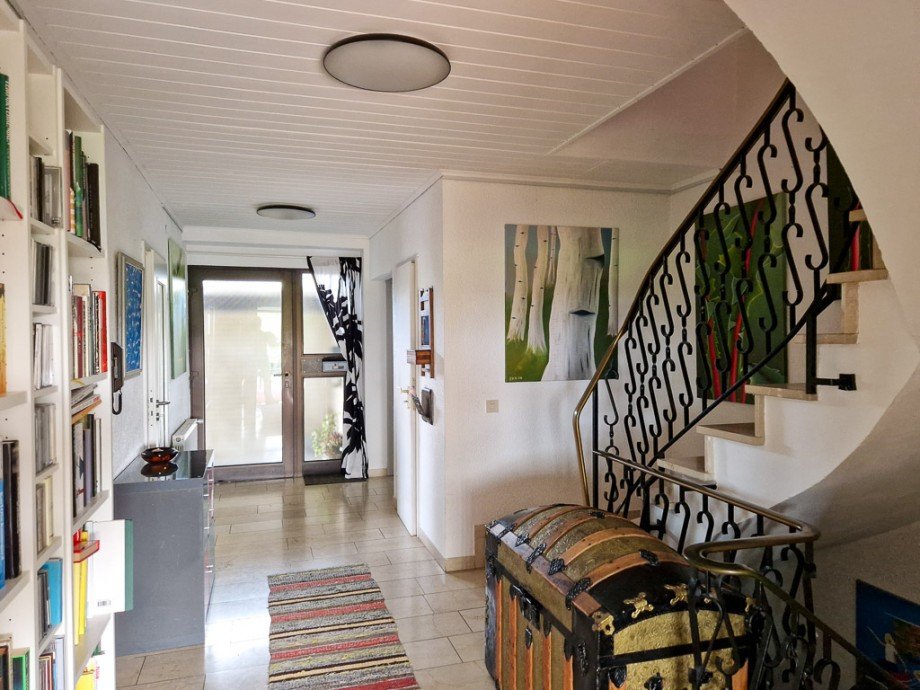 Treppe mit Doppelhaush�lfte D�ren