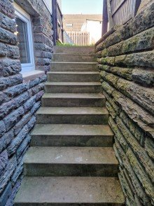 Treppe zum Garten Kreuzau Obermaubach, ruhige Lage, freistehendes Einfamilienhaus mit gro�em Garten, Keller und Garage