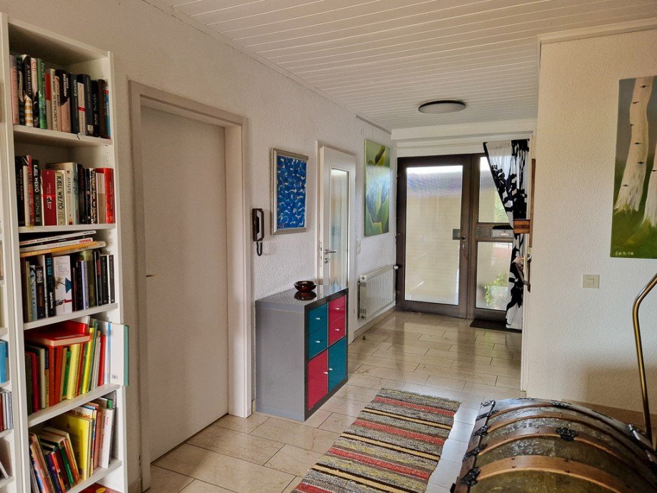 T�ren zum Esszimmer und zur Doppelhaush�lfte D�ren