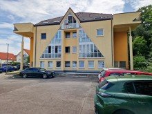 1-Zimmer-Apartment Langerwehe J�ngersdorf, ruhige Lage, 2 vermietete kleine Apartments mit Pkw-Stellpl�tzen