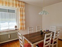 mit Rollladen Kreuzau Obermaubach, ruhige Lage, freistehendes Einfamilienhaus mit gro�em Garten, Keller und Garage