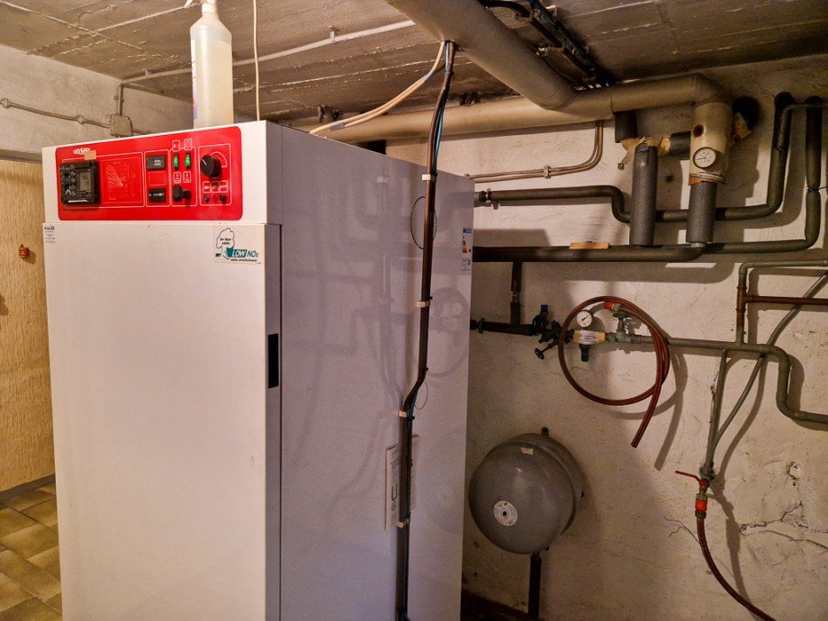 �lzentralheizung mit Niedertemperaturtechnik Bungalow Linnich