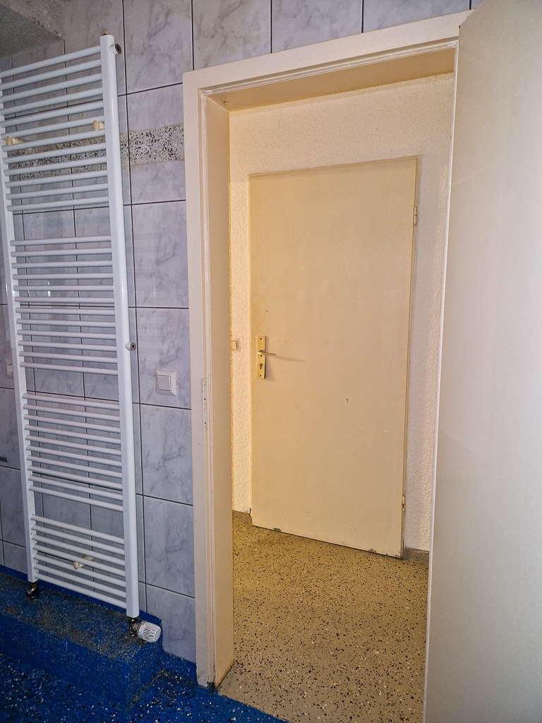 T�r zum Flur Mehrfamilienhaus N�rvenich