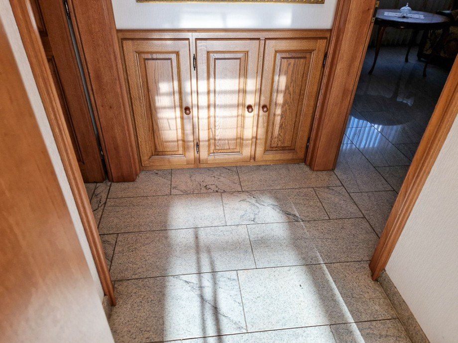 weiter mit Granit gefliest Mehrfamilienhaus N�rvenich