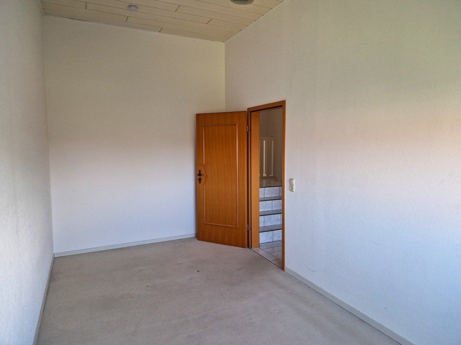 T�r zum Reihenendhaus Kreuzau