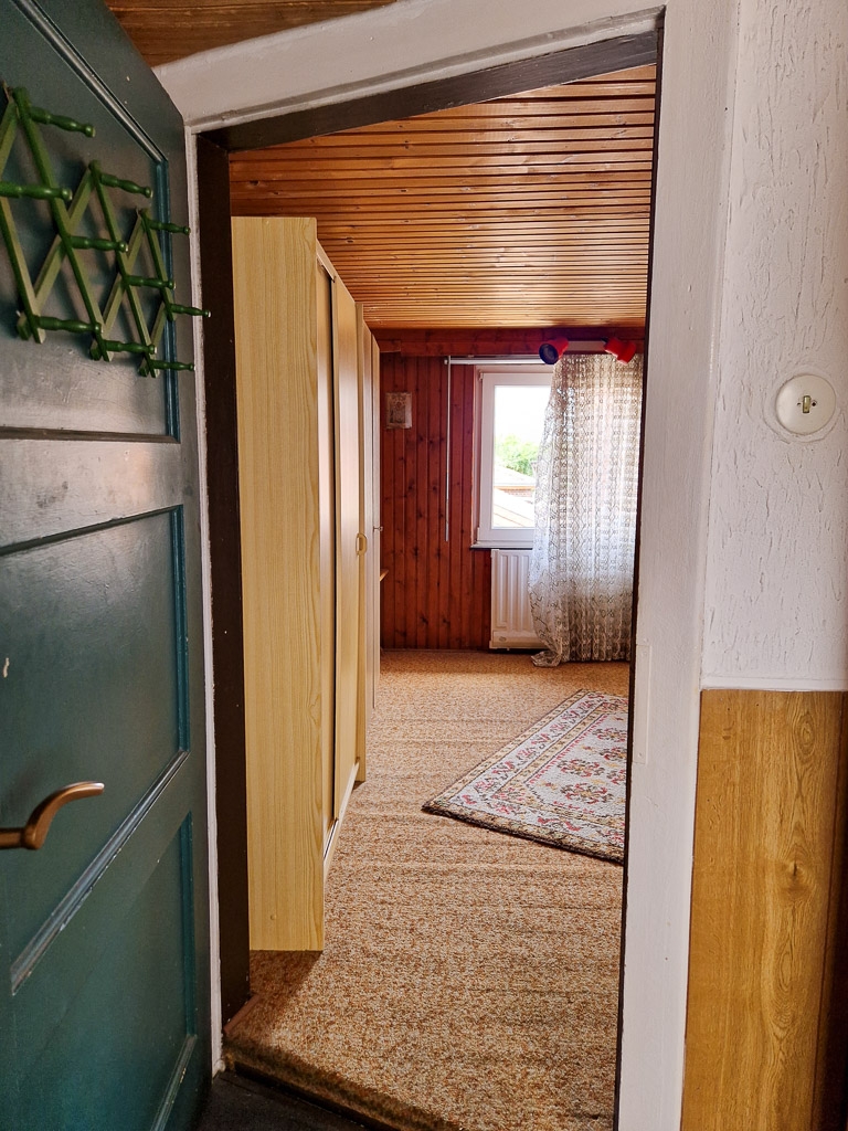 zweites Zimmer im OG Einfamilienhaus D�ren