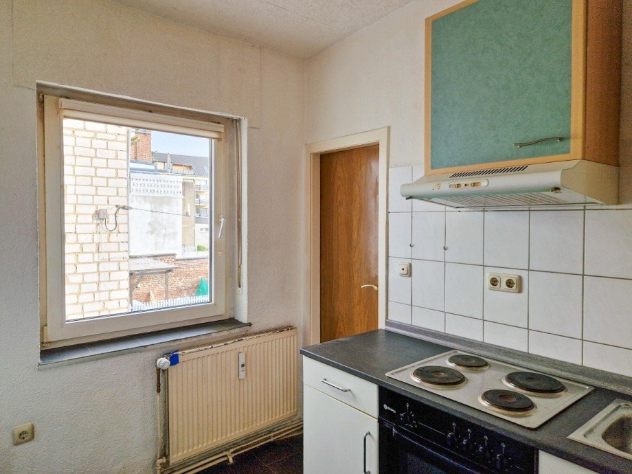 T�r zum Badezimmer Mehrfamilienhaus D�ren